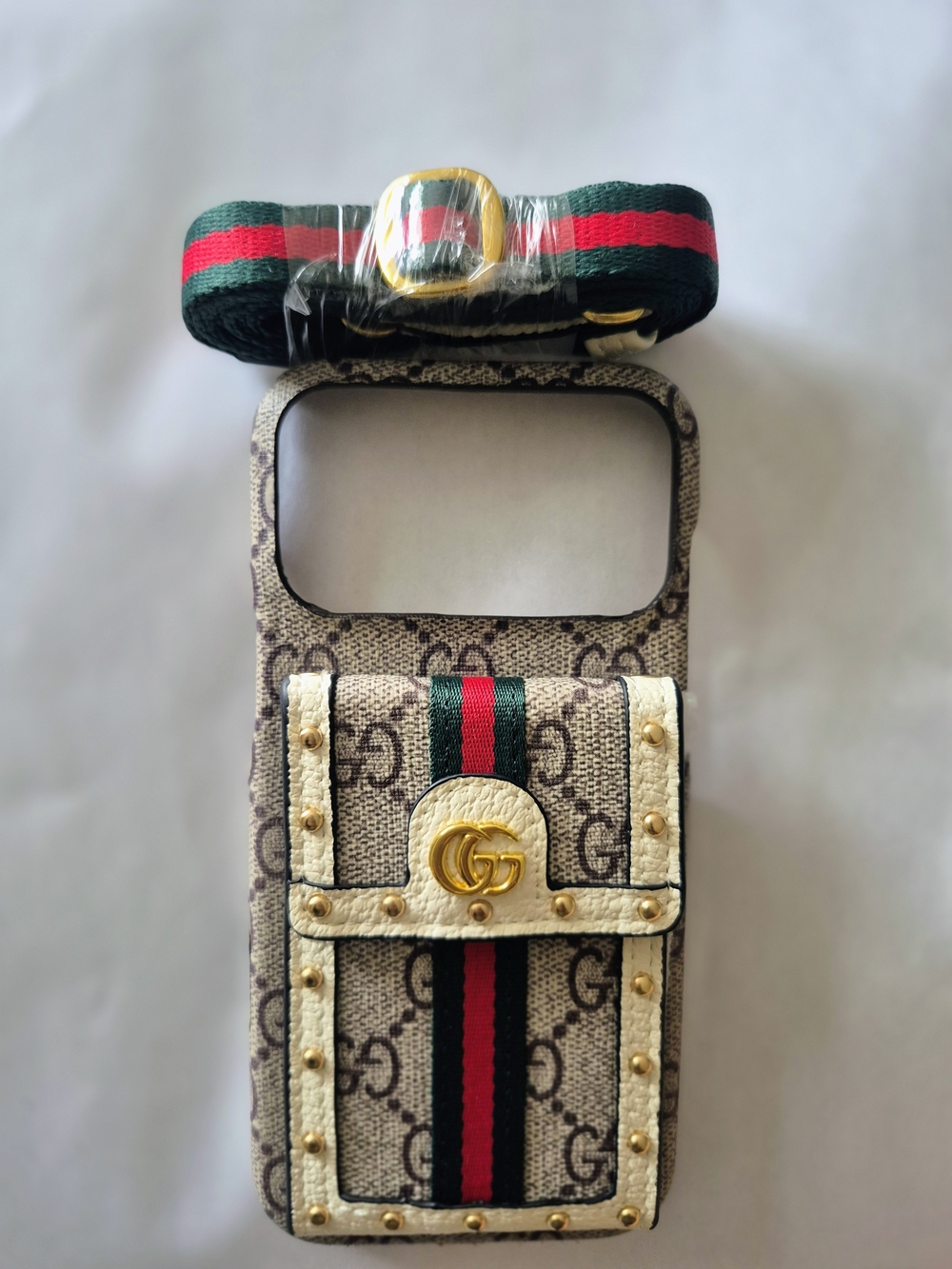 17 pro max Gucci Monogram Stripe Phone Case with Card Pocket
